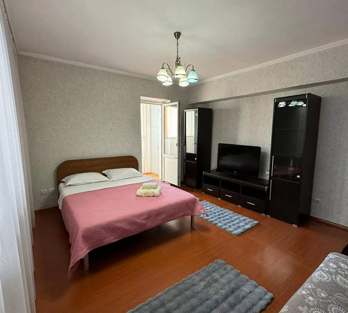 Apartment Двухкомнатная Квартира В Золотом Квадрате Almaty